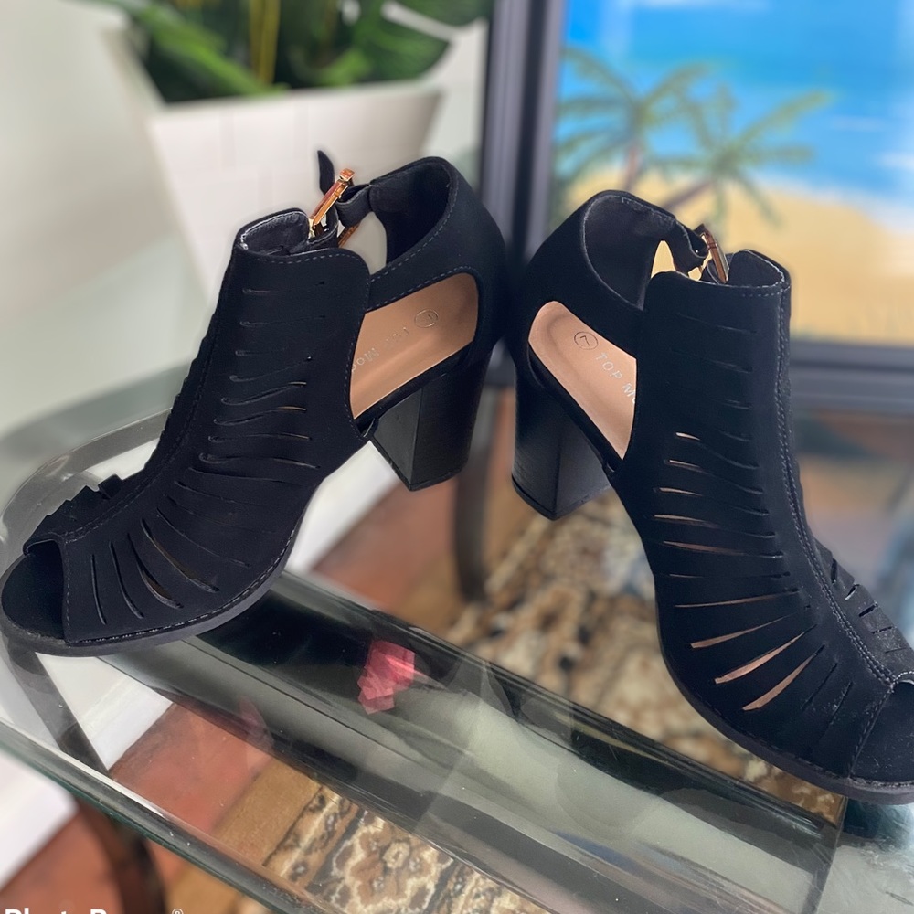 Caged Block Heel Sandals - Picture 2 of 16